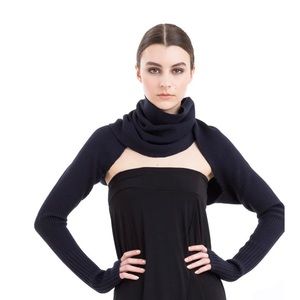 Fine merino wool sleeve shrug with thumb holes